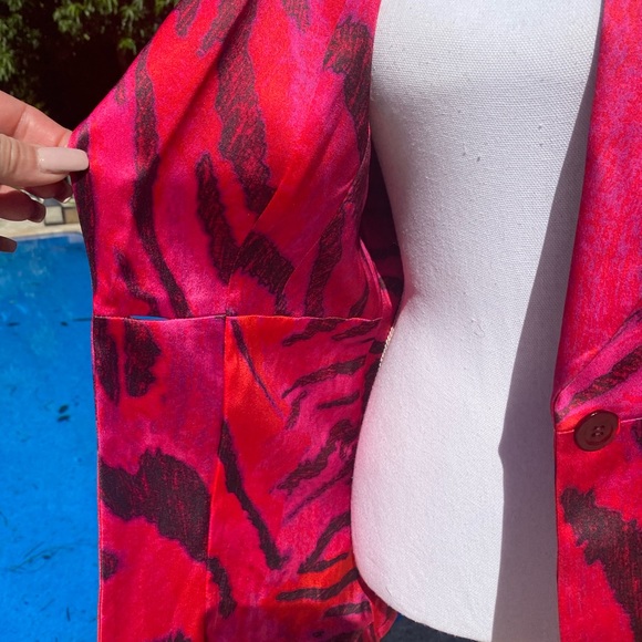 Adriana Iglesias Jacket - Picture 9 of 13